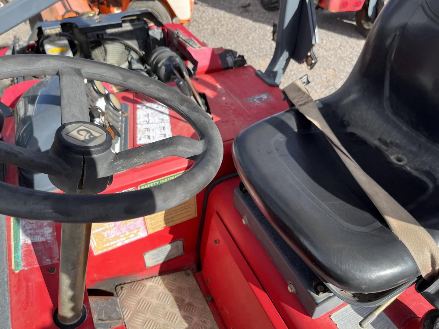 ./imagenes/INVOICE/2019/17433/MONTACARGAS MOFFETT M55 (9).JPG